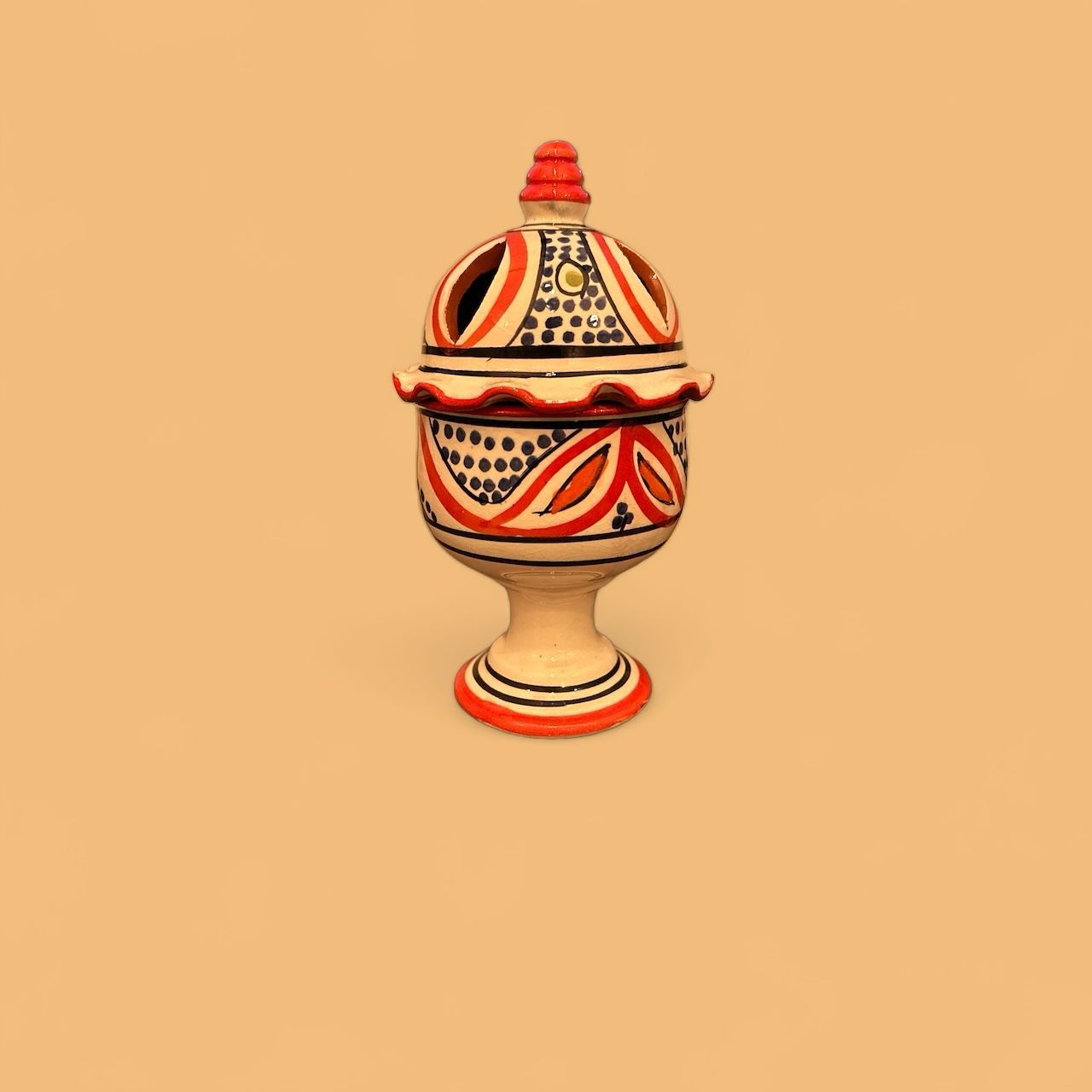 Handgefertigtes marokkanisches Räuchergefäß