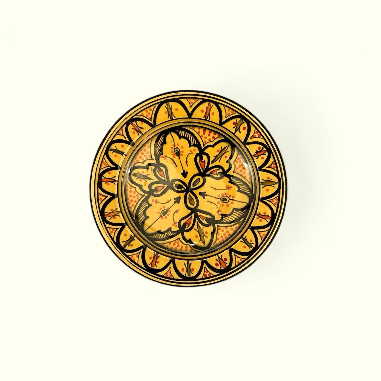 Traditionelle marokkanische handgefertigte Teller