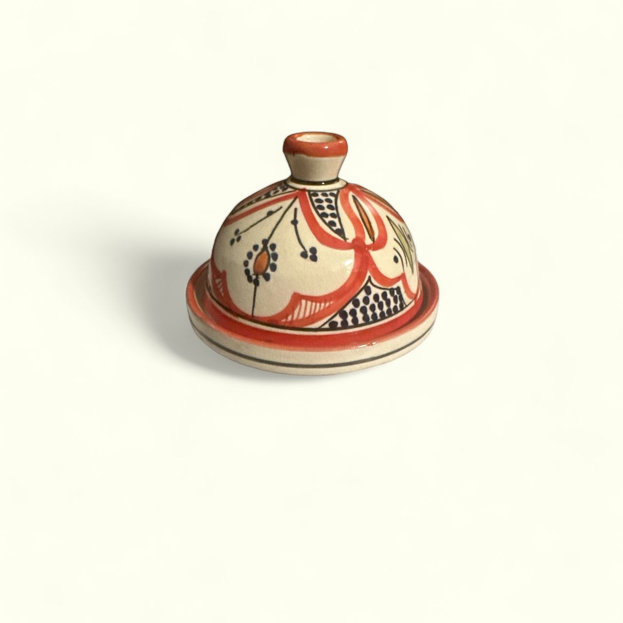 Marokkanische traditionelle handgemachte Rund Küche TAGINE